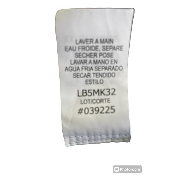 Womans Shorts Elastic Waist - Large NWT-Express - EUC  XL LA BLANCA Shorts Lot - Picture 6 of 16